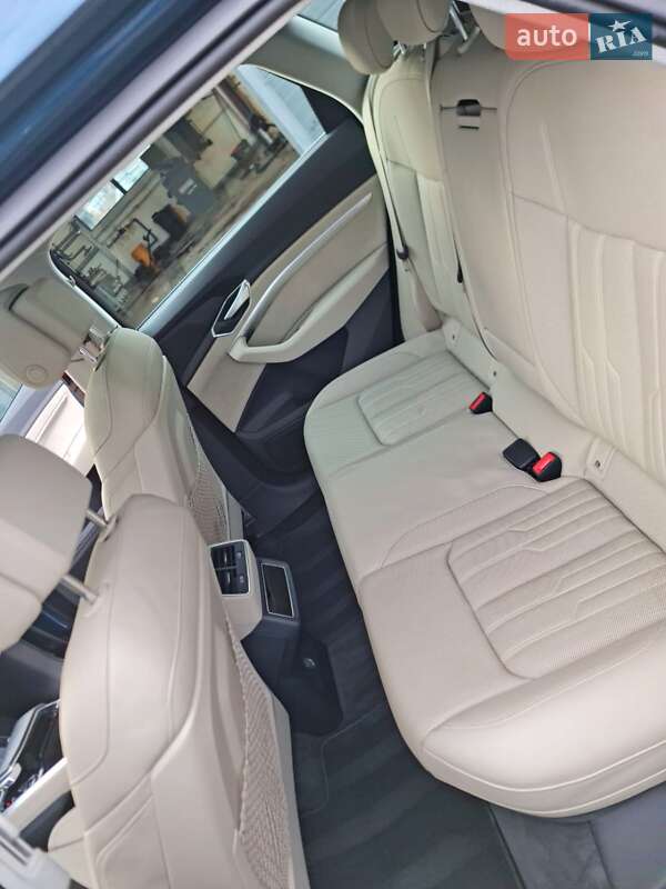 Позашляховик / Кросовер Audi e-tron 2019 в Львові фото 5 Позашляховик / Кросовер Audi e-tron 2019 в Львові