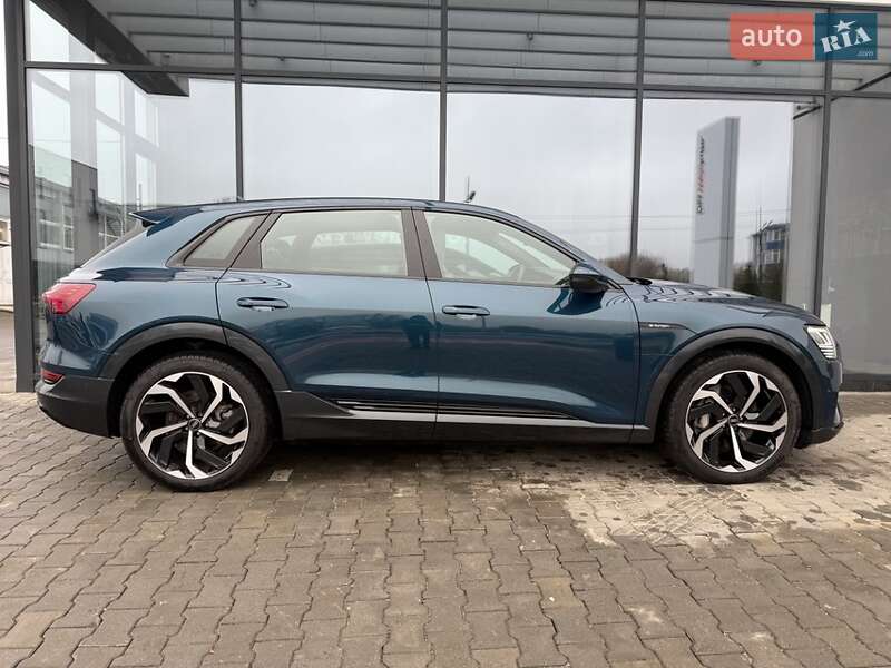 Позашляховик / Кросовер Audi e-tron 2022 в Хмельницькому фото 10 Позашляховик / Кросовер Audi e-tron 2022 в Хмельницькому