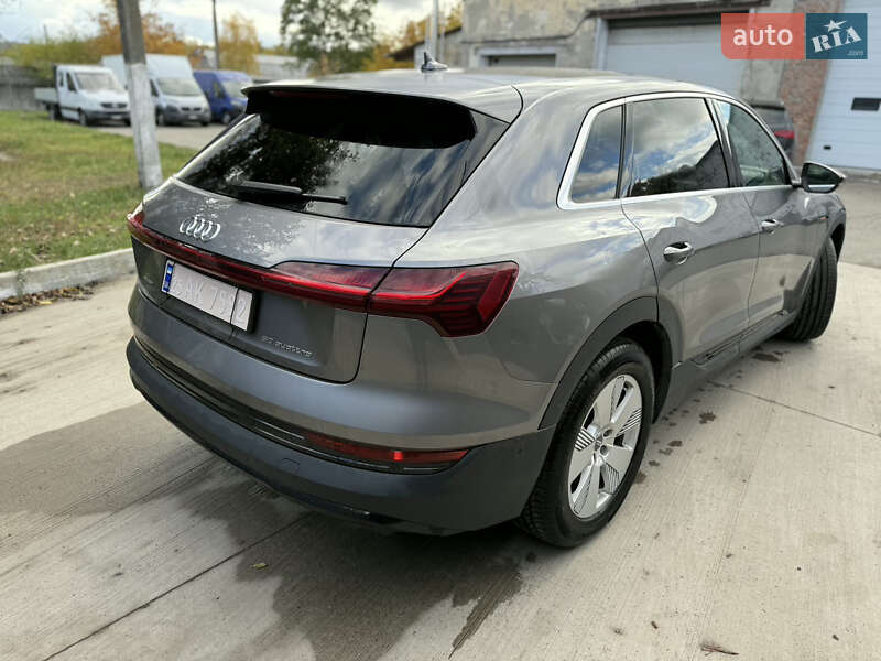Внедорожник / Кроссовер Audi e-tron 2020 в Чернигове