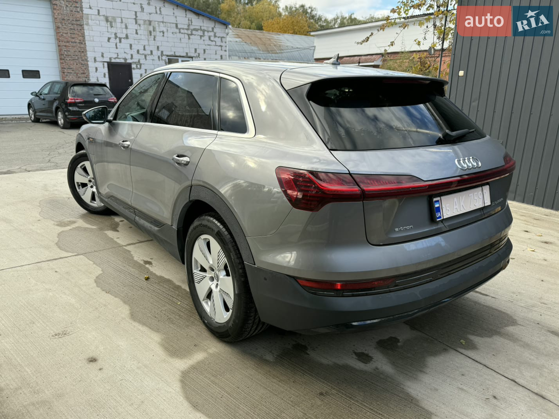 2020 Audi e-tron - мініатюра 36