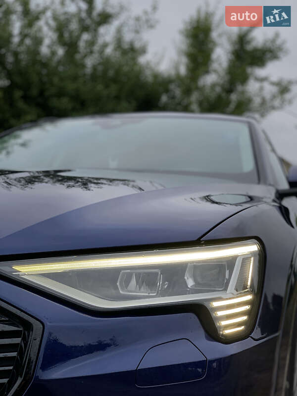 Позашляховик / Кросовер Audi e-tron 2021 в Хмельницькому фото 5 Позашляховик / Кросовер Audi e-tron 2021 в Хмельницькому