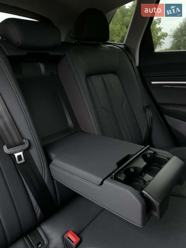 Позашляховик / Кросовер Audi e-tron 2021 в Хмельницькому фото 24 Позашляховик / Кросовер Audi e-tron 2021 в Хмельницькому