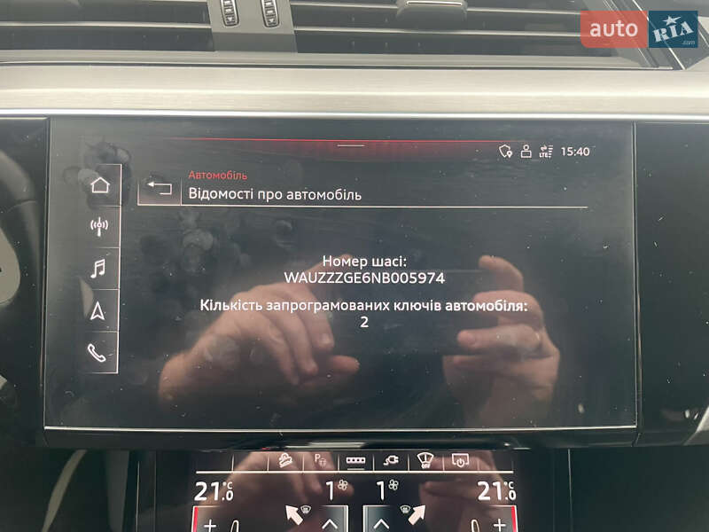 Позашляховик / Кросовер Audi e-tron 2022 в Рівному