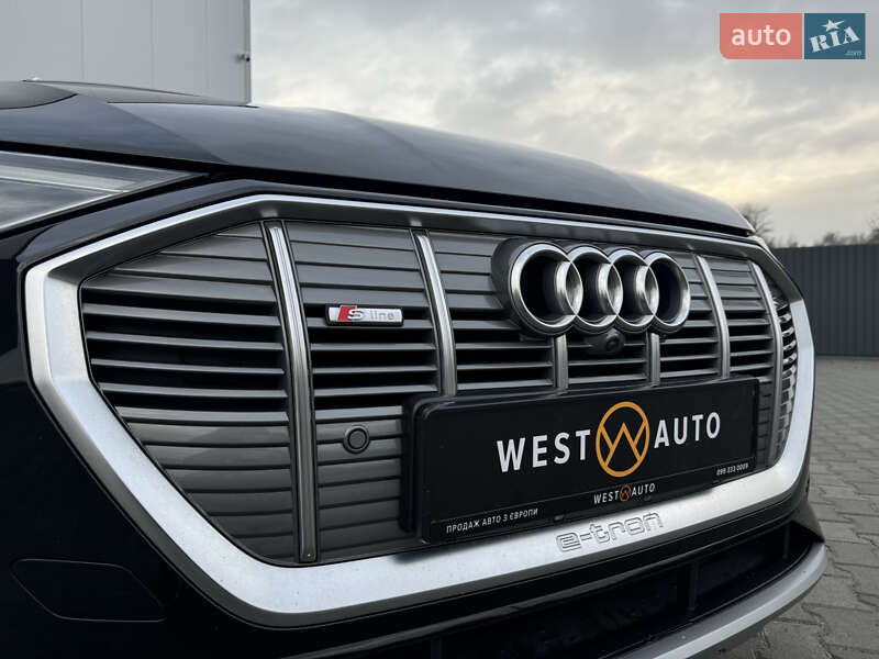 Внедорожник / Кроссовер Audi e-tron 2022 в Мукачево