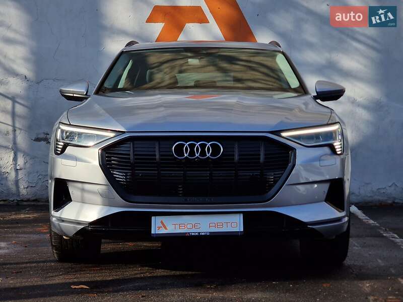 Внедорожник / Кроссовер Audi e-tron 2020 в Одессе