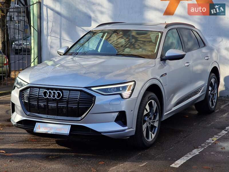 Внедорожник / Кроссовер Audi e-tron 2020 в Одессе