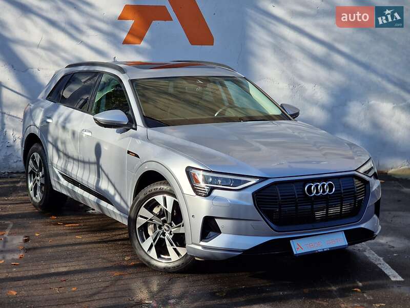 Внедорожник / Кроссовер Audi e-tron 2020 в Одессе