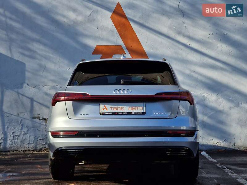 Внедорожник / Кроссовер Audi e-tron 2020 в Одессе