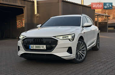 Внедорожник / Кроссовер Audi e-tron 2019 в Каменском