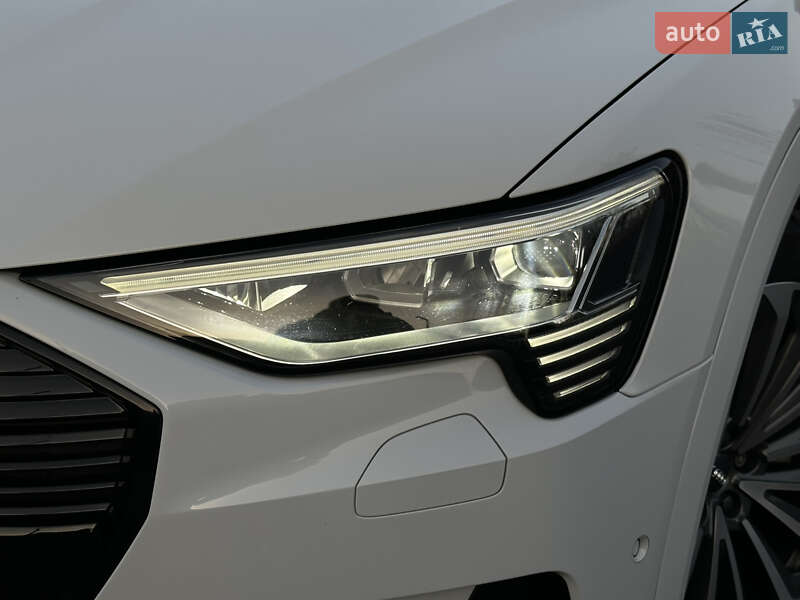 Внедорожник / Кроссовер Audi e-tron 2019 в Каменском