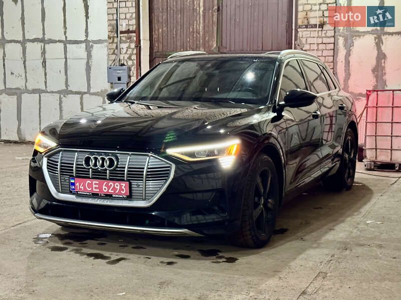Внедорожник / Кроссовер Audi e-tron 2019 в Сарнах фото 3 Внедорожник / Кроссовер Audi e-tron 2019 в Сарнах