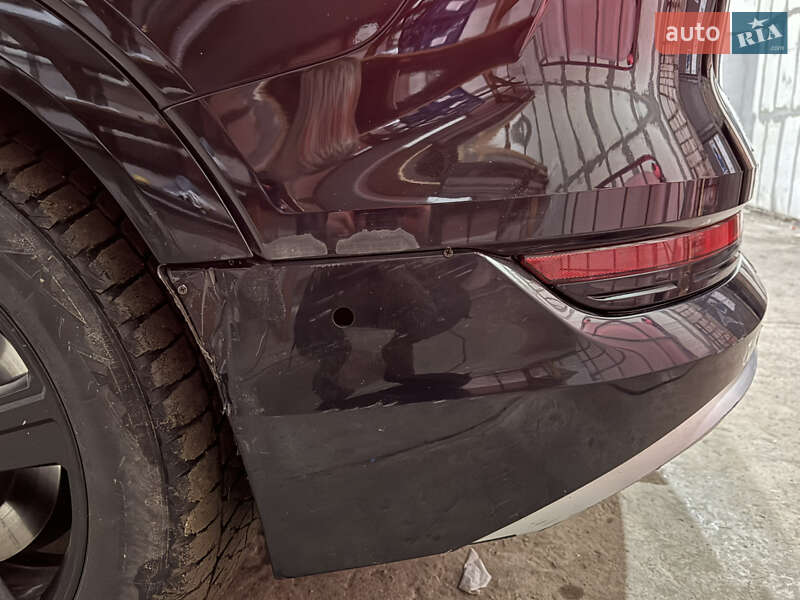 Внедорожник / Кроссовер Audi e-tron 2019 в Сарнах фото 13 Внедорожник / Кроссовер Audi e-tron 2019 в Сарнах