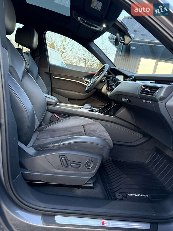 Позашляховик / Кросовер Audi e-tron 2019 в Дрогобичі фото 34 Позашляховик / Кросовер Audi e-tron 2019 в Дрогобичі