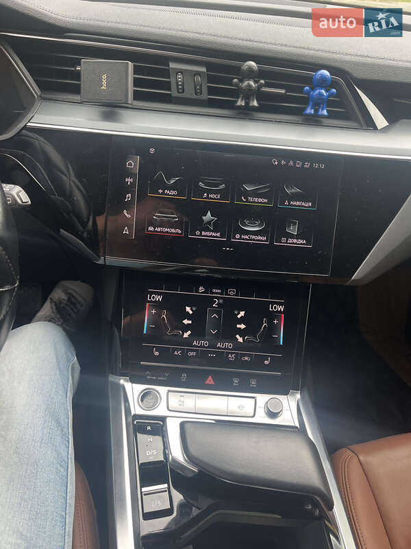 Внедорожник / Кроссовер Audi e-tron 2020 в Львове