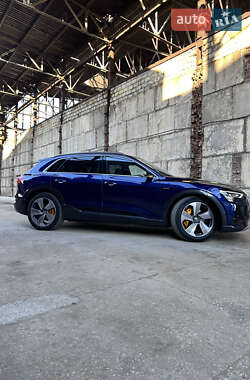 Внедорожник / Кроссовер Audi e-tron 2020 в Львове