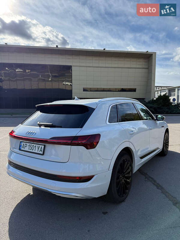 Внедорожник / Кроссовер Audi e-tron 2019 в Запорожье