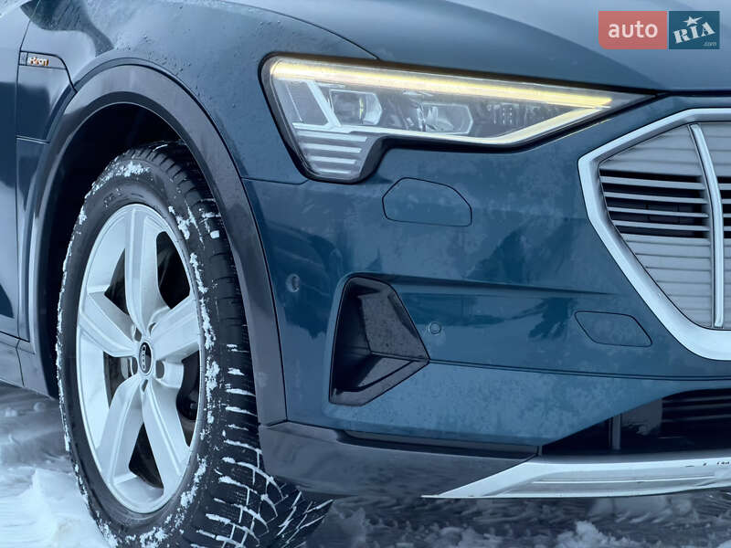 Внедорожник / Кроссовер Audi e-tron 2021 в Львове