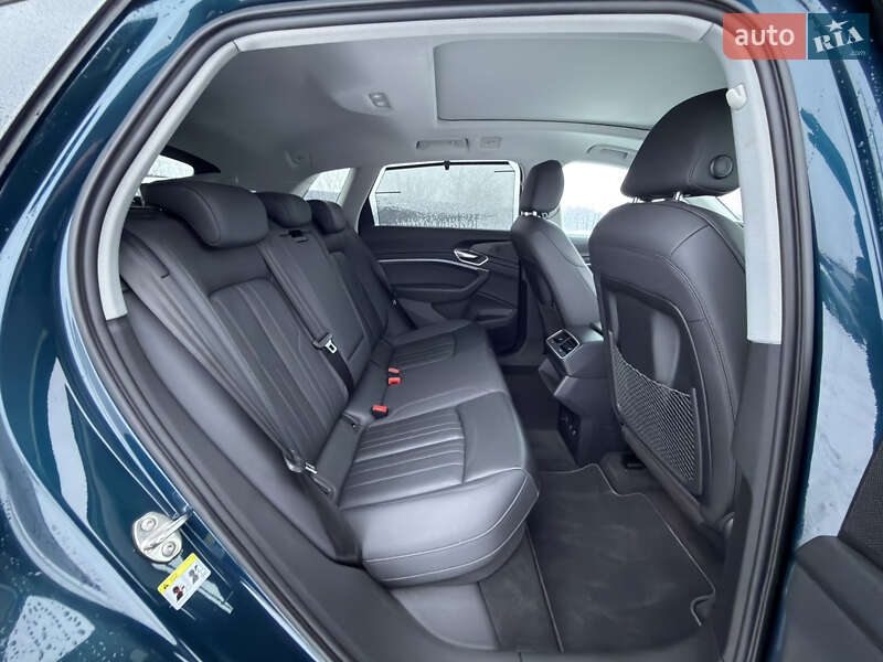 Внедорожник / Кроссовер Audi e-tron 2021 в Львове