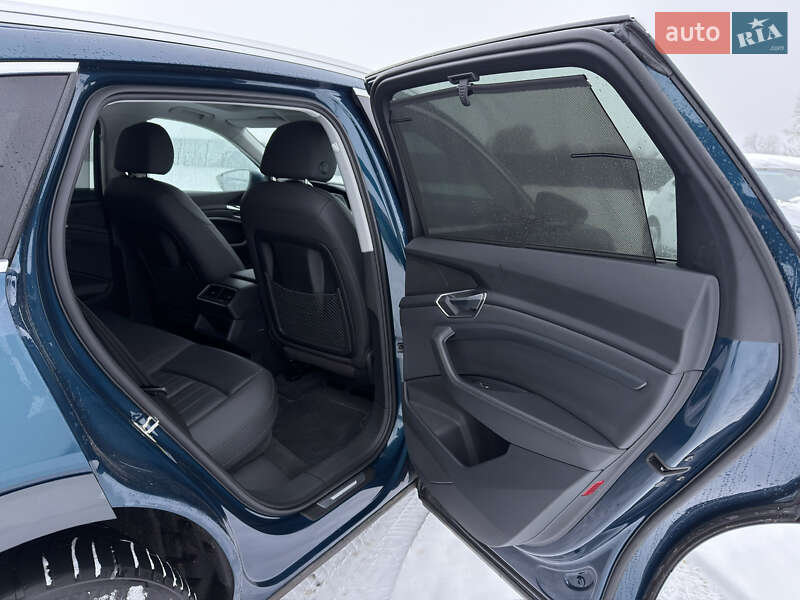 Внедорожник / Кроссовер Audi e-tron 2021 в Львове