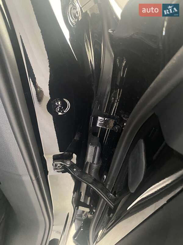 Позашляховик / Кросовер Audi e-tron 2020 в Ірпені