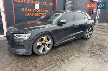Позашляховик / Кросовер Audi e-tron 2022 в Львові