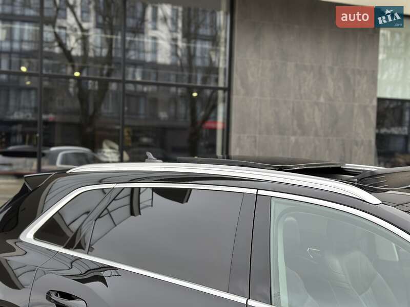 Внедорожник / Кроссовер Audi e-tron 2019 в Ужгороде