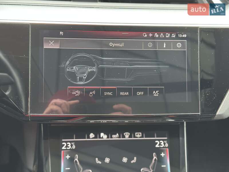 Внедорожник / Кроссовер Audi e-tron 2019 в Ужгороде