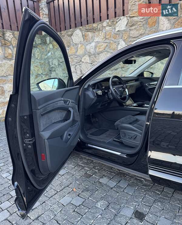 Внедорожник / Кроссовер Audi e-tron 2020 в Ровно