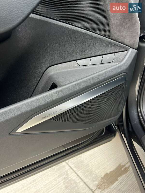 Позашляховик / Кросовер Audi e-tron 2021 в Дніпрі