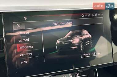 Позашляховик / Кросовер Audi e-tron 2021 в Дніпрі