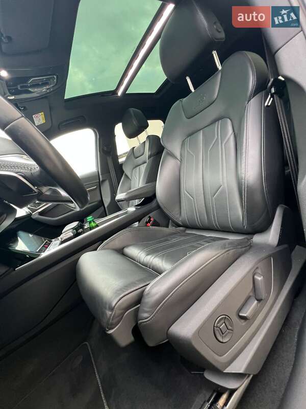 Позашляховик / Кросовер Audi e-tron 2021 в Дніпрі