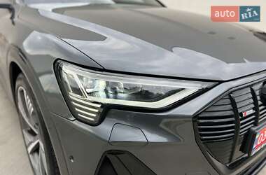 Позашляховик / Кросовер Audi e-tron 2021 в Дніпрі
