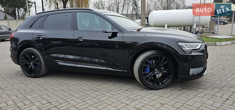 Позашляховик / Кросовер Audi e-tron 2020 в Тернополі
