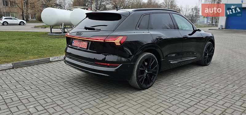 Позашляховик / Кросовер Audi e-tron 2020 в Тернополі