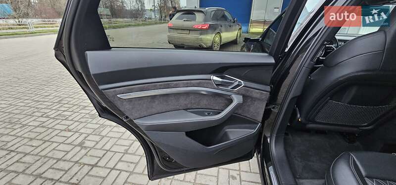 Позашляховик / Кросовер Audi e-tron 2020 в Тернополі