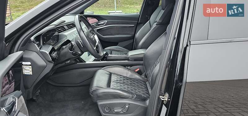 Позашляховик / Кросовер Audi e-tron 2020 в Тернополі