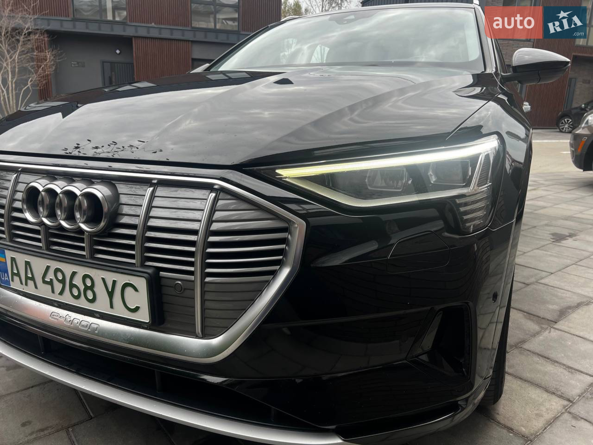 2019 Audi e-tron - фото 1