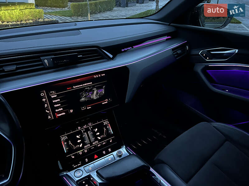 Внедорожник / Кроссовер Audi e-tron 2019 в Ужгороде фото 64 Внедорожник / Кроссовер Audi e-tron 2019 в Ужгороде