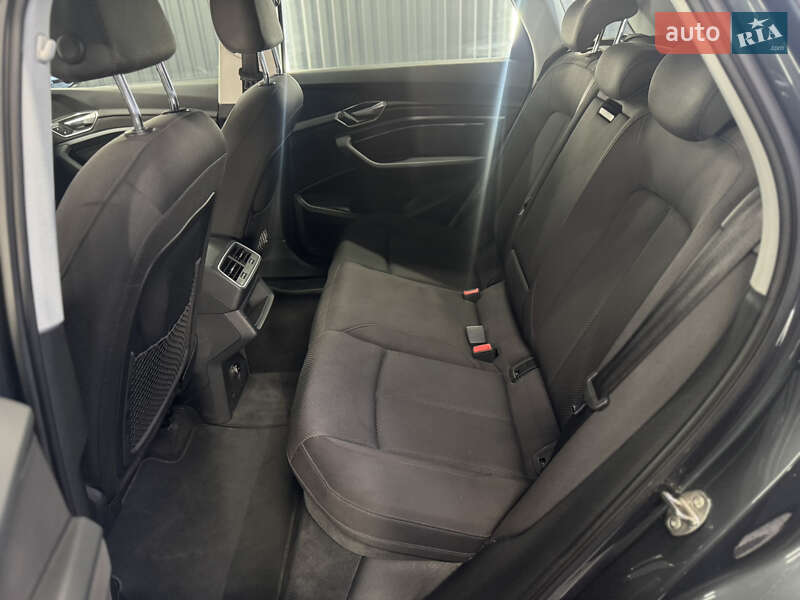 Внедорожник / Кроссовер Audi e-tron 2021 в Мукачево фото 7 Внедорожник / Кроссовер Audi e-tron 2021 в Мукачево