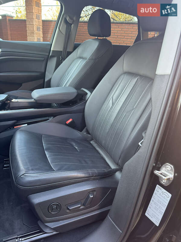 Внедорожник / Кроссовер Audi e-tron 2022 в Мукачево