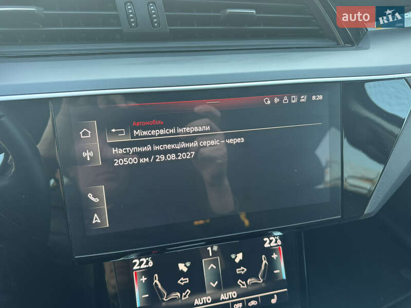 Внедорожник / Кроссовер Audi e-tron 2022 в Мукачево