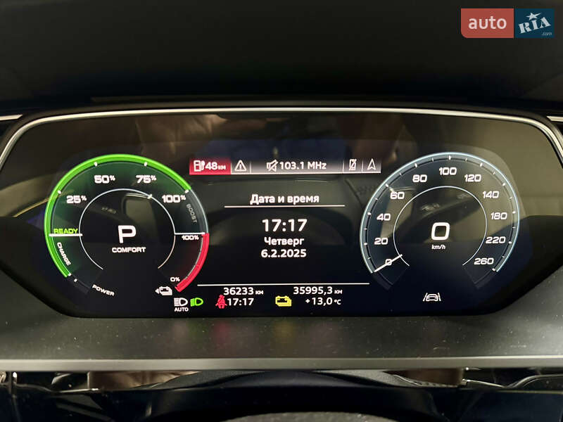 Позашляховик / Кросовер Audi e-tron 2019 в Києві