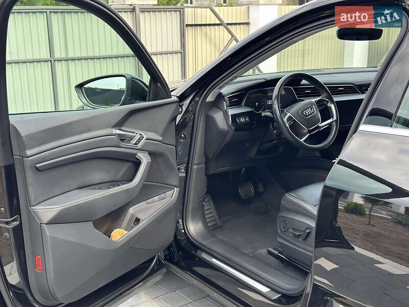 Позашляховик / Кросовер Audi e-tron 2020 в Коломиї