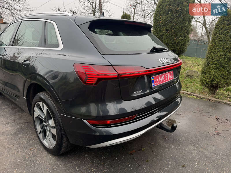 Позашляховик / Кросовер Audi e-tron 2020 в Харкові фото 56 Позашляховик / Кросовер Audi e-tron 2020 в Харкові