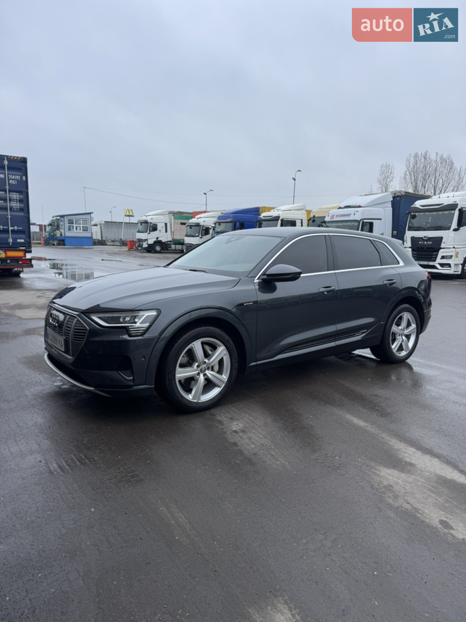 2020 Audi e-tron - мініатюра 23
