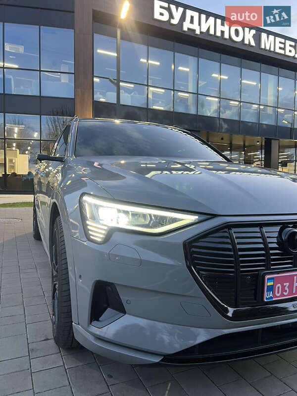 Внедорожник / Кроссовер Audi e-tron 2020 в Луцке