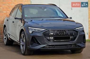 Позашляховик / Кросовер Audi e-tron 2022 в Житомирі