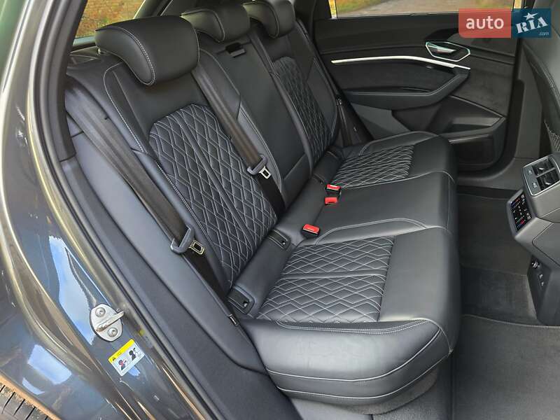 Внедорожник / Кроссовер Audi e-tron 2022 в Житомире