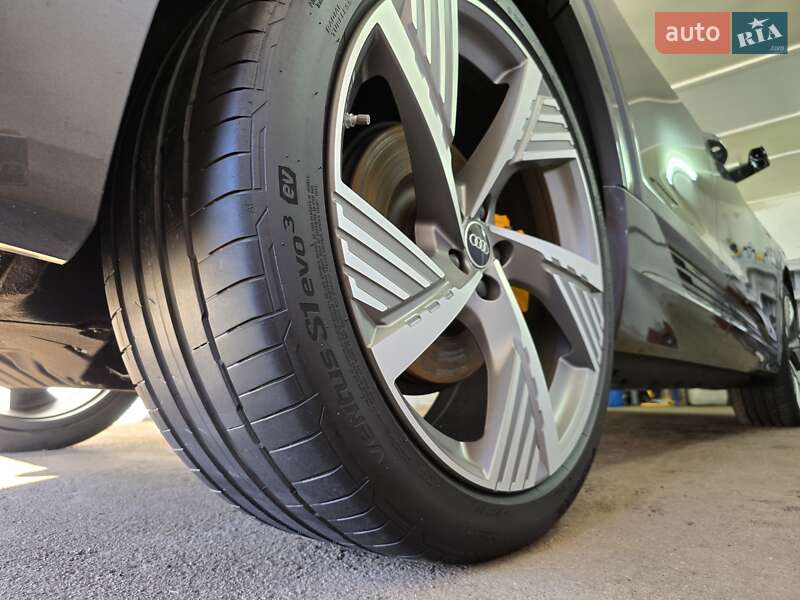 Внедорожник / Кроссовер Audi e-tron 2022 в Житомире