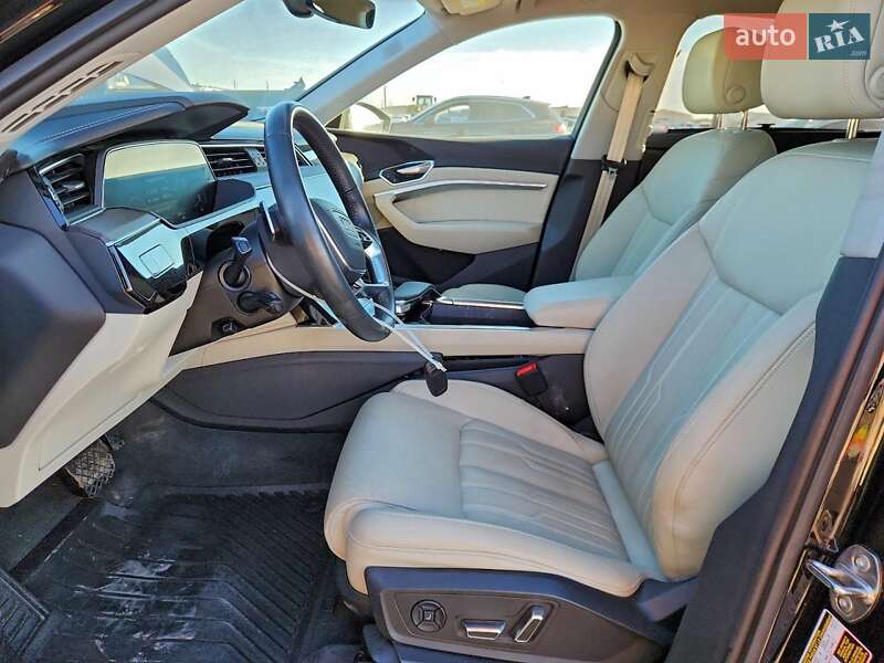 Внедорожник / Кроссовер Audi e-tron 2021 в Днепре
